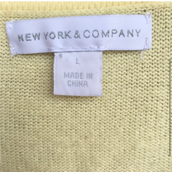 New York & Company Yellow V-Neck Pull-Over Acrylic Sweater LIKE NEW! - Picture 3 of 4